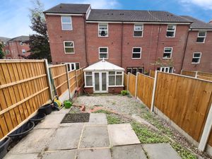 Rear space- click for photo gallery